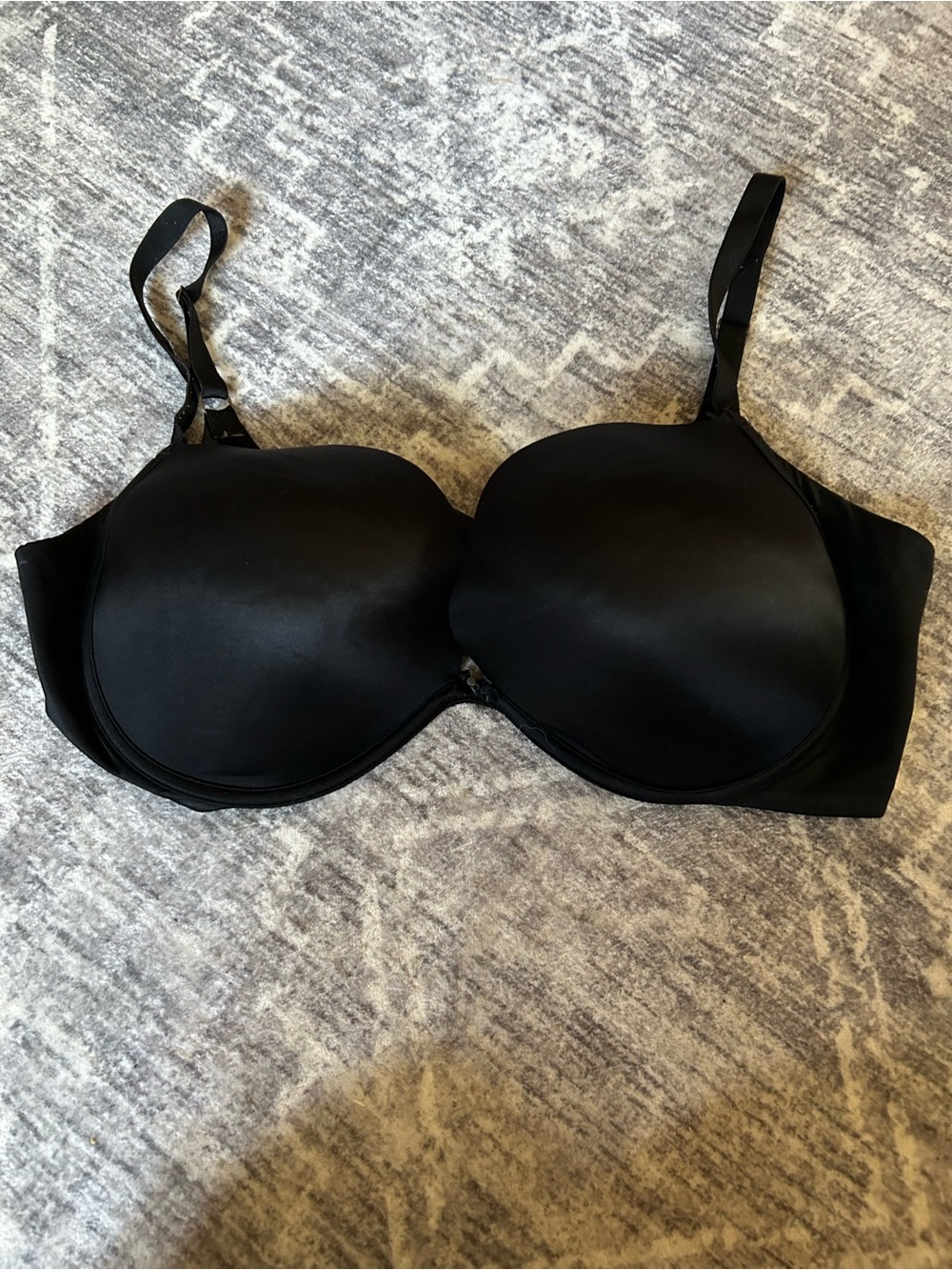 Victoria's Secret Black Smooth T-Shirt bra